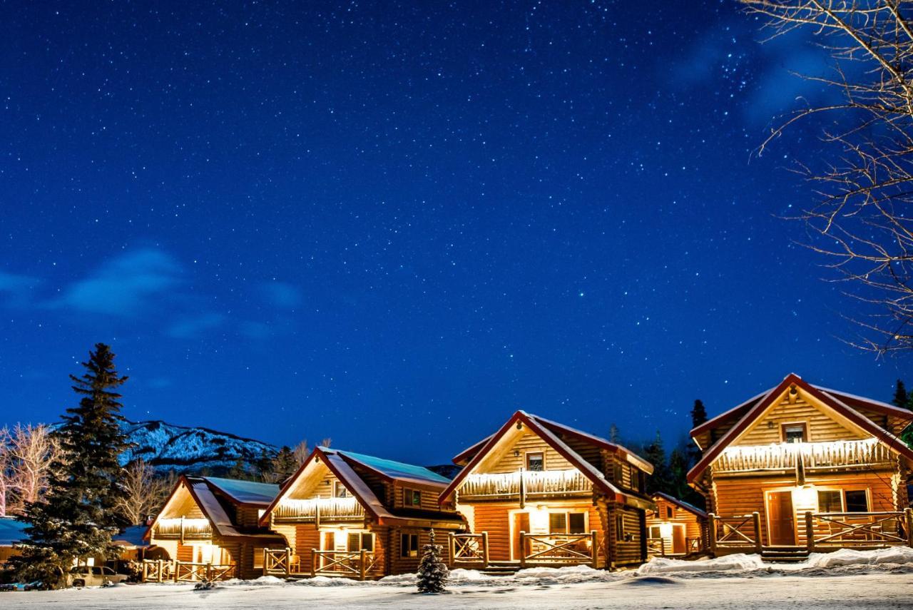 Miette Mountain Cabins Джаспер Экстерьер фото